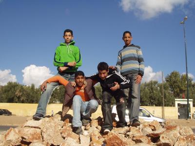 mes amie khalid+3atman+morad+choka=a.p.t